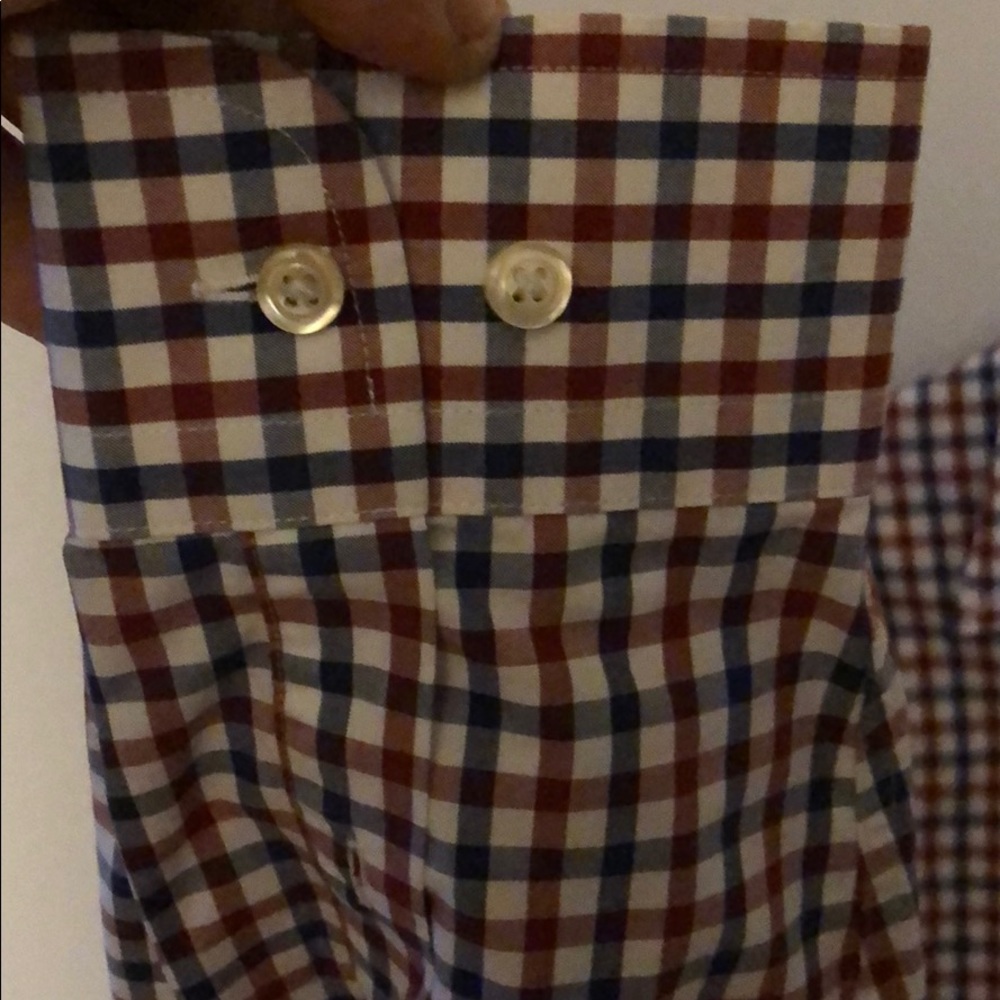 Men’s button down - Picture 3 of 4